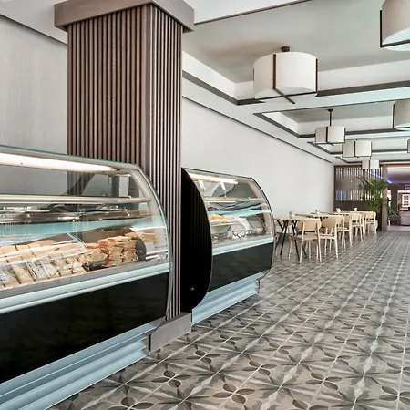 Atlantica Oasis 호텔 레메소스