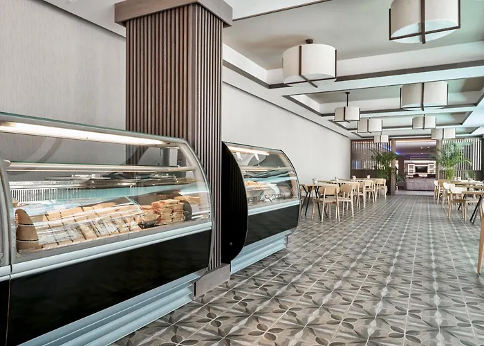 Atlantica Oasis Hotel Limassol