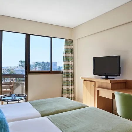 Atlantica Oasis Hotel Lemesos