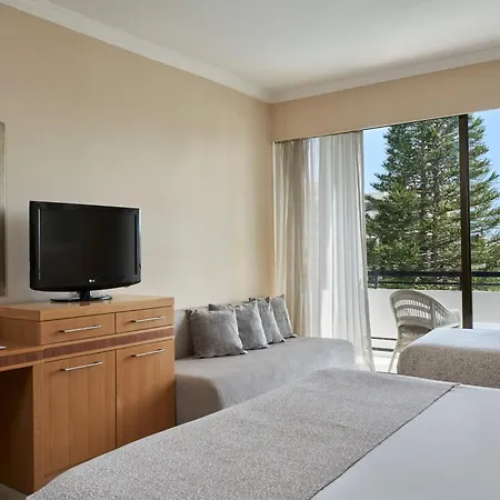 Atlantica Oasis 4* לימסול