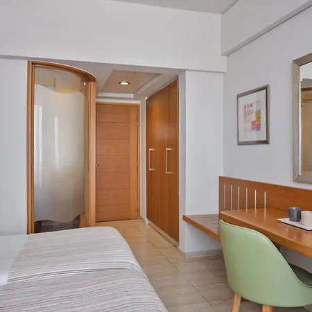 ホテル Atlantica Oasis リマソール