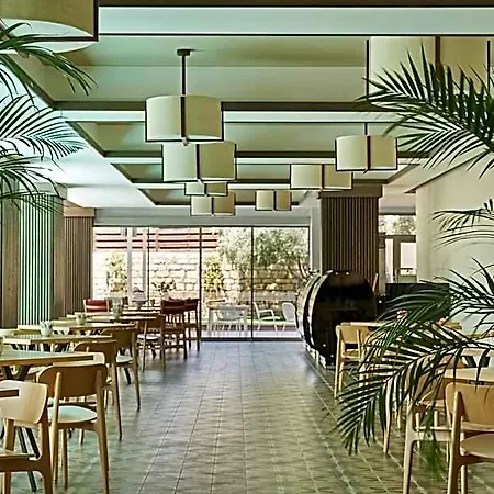 מלון Atlantica Oasis