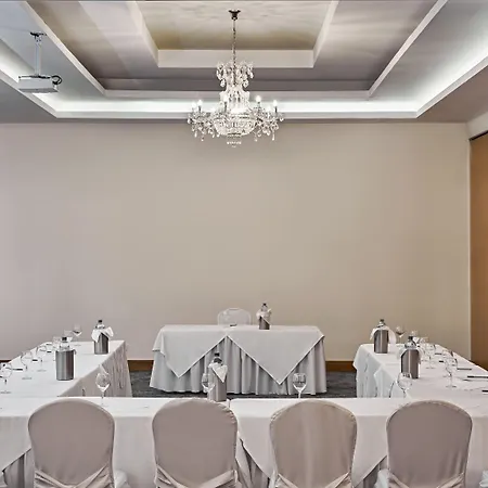 Atlantica Oasis מלון