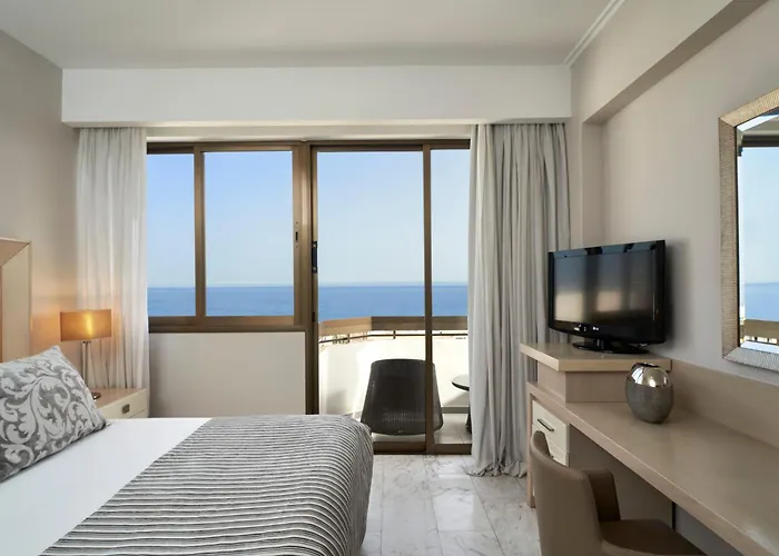 فندق Atlantica Oasis 4*