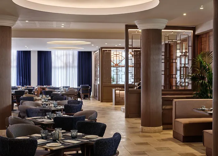 Atlantica Oasis فندق ليماسول