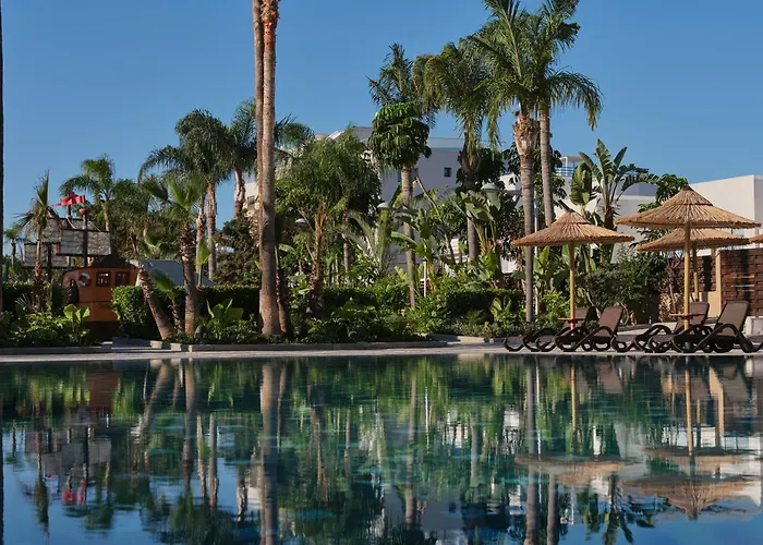 Atlantica Oasis ليماسول