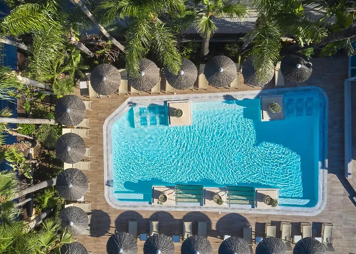 Atlantica Oasis فندق ليماسول